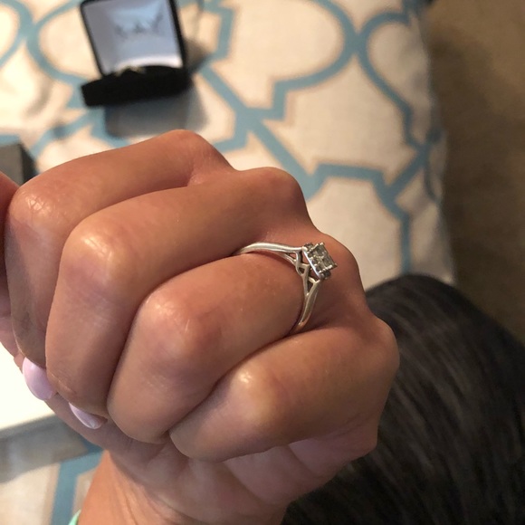 Engagement Ring - Picture 5 of 6